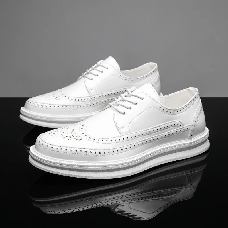 Fashion Derby Leather Men Shoes White Brogue Lace Up Solid Simple Dress Business Casual Party Wedding Flat Shoes For Man