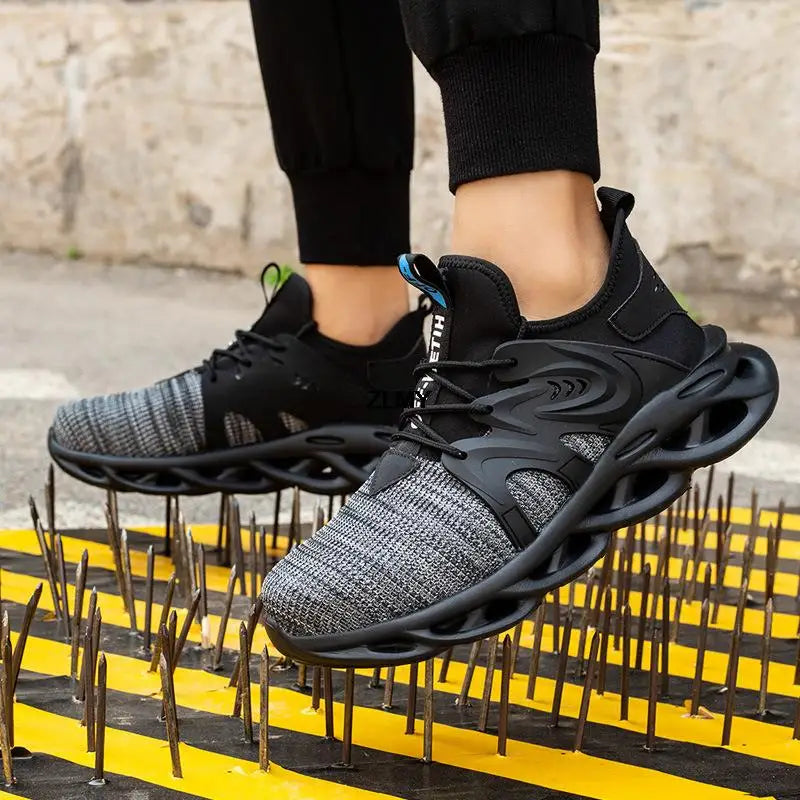 Lightweight Safety Shoes for Man Breathable Work Safety Boots with Steel Toe Fashion Work Shoes Men Anti-stab Anti-smash Sneaker