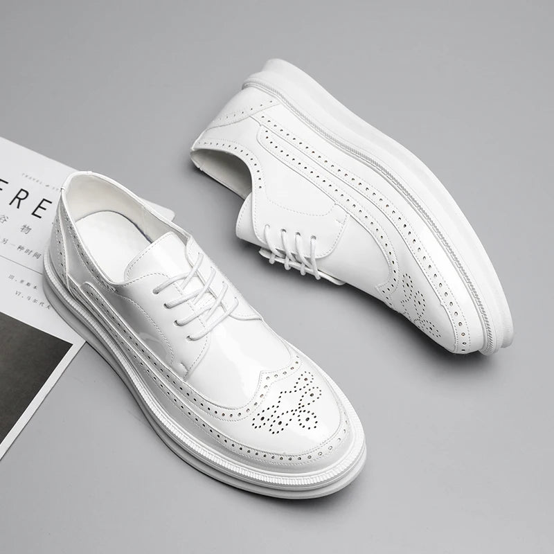 Fashion Derby Leather Men Shoes White Brogue Lace Up Solid Simple Dress Business Casual Party Wedding Flat Shoes For Man
